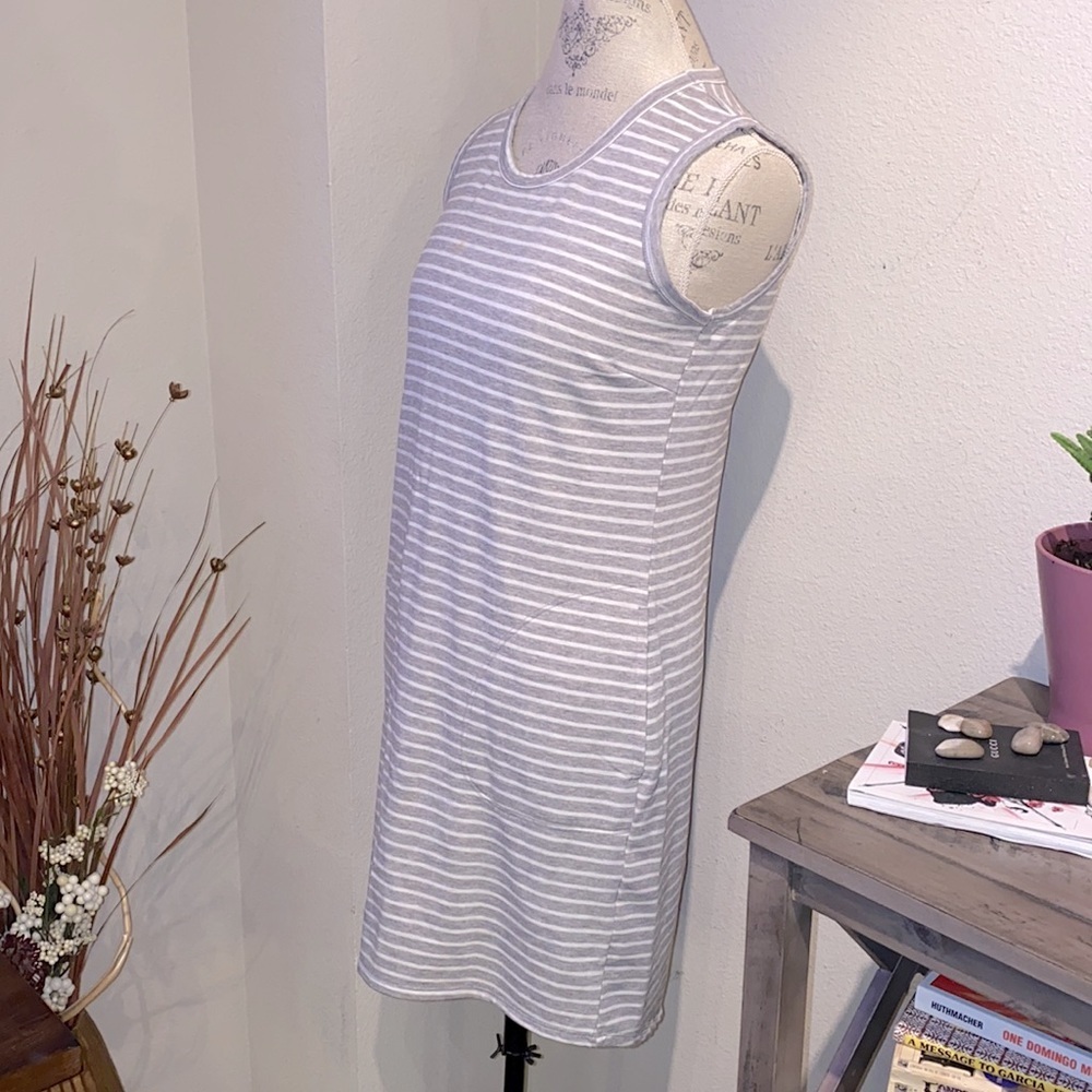 32 Degrees Cool gray striped sleeveless dress S​